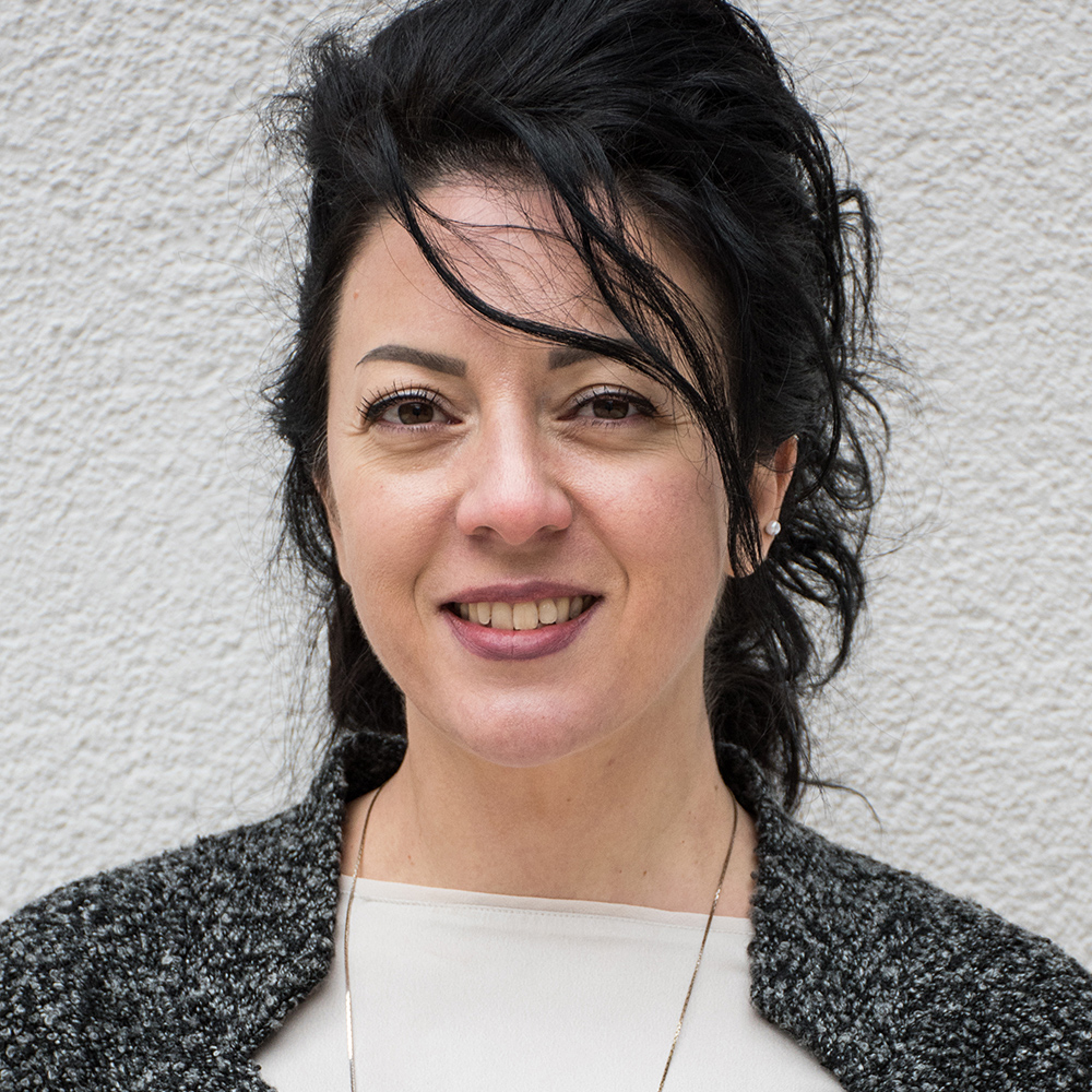 Dr. Nazli Cihan